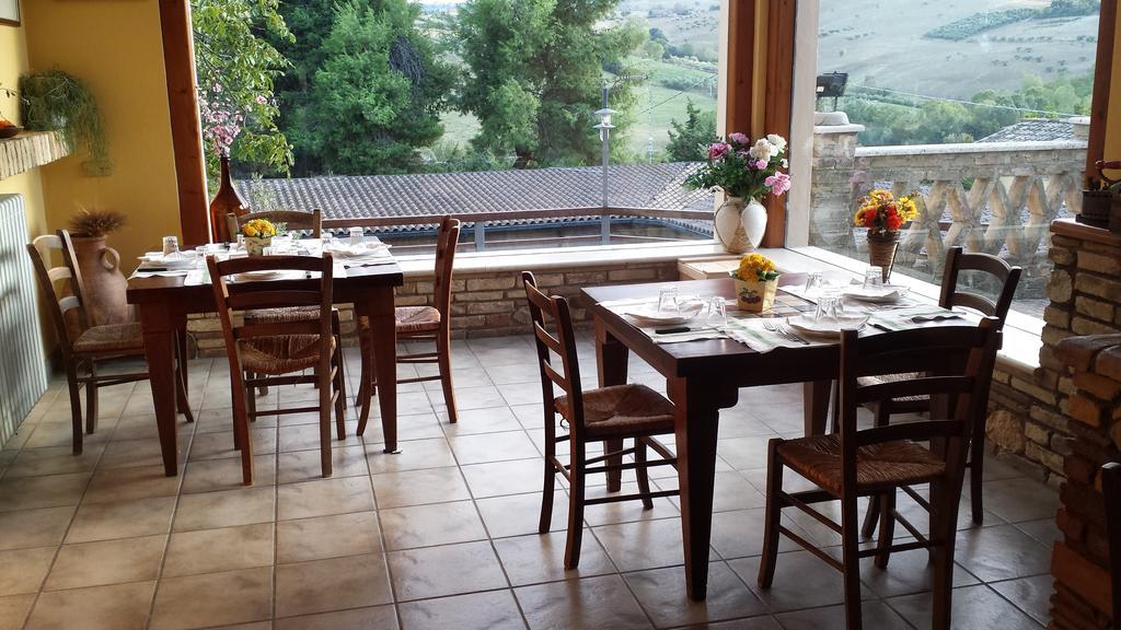 Agriturismo Col Morino Bed & Breakfast Pineto Dış mekan fotoğraf