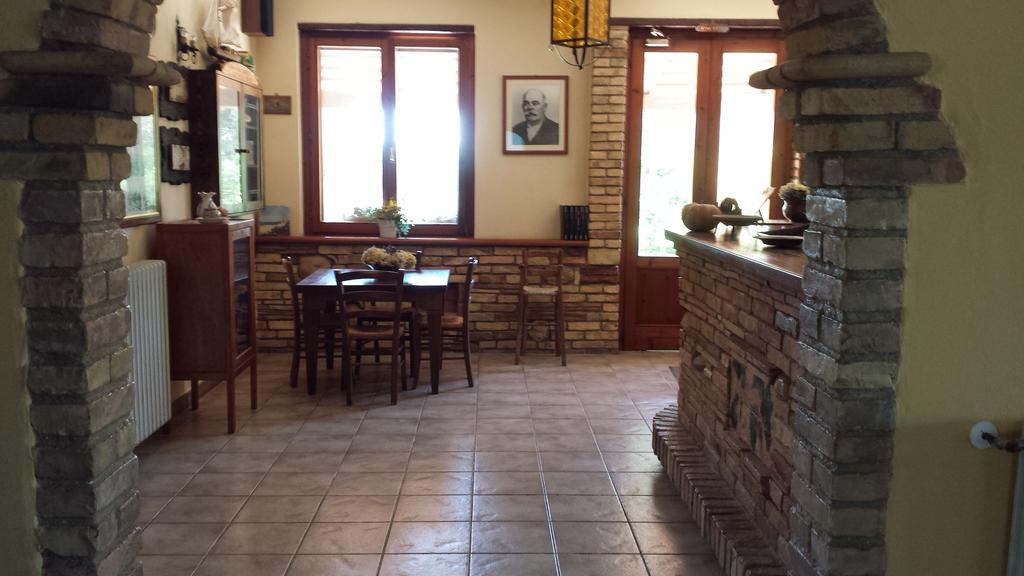 Agriturismo Col Morino Bed & Breakfast Pineto Dış mekan fotoğraf
